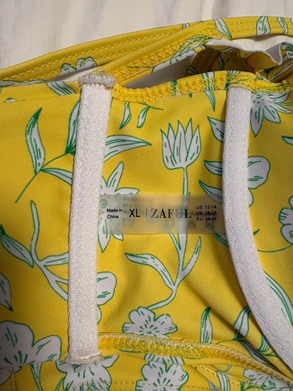 Zaful Yellow Floral Tie-Front Bikini Set XL ( 12-14 ) - Picture 4 of 6